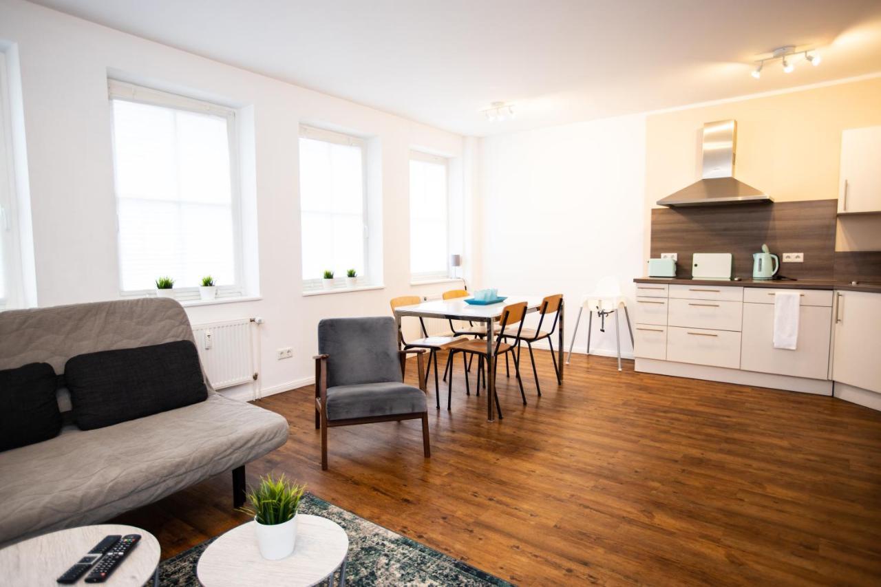 Moderne 2-Zimmer Wohnung! Wlan Und Netflix Inklusive! Zentral Gelegen In Der Historischen Altstadt! Stade Buitenkant foto