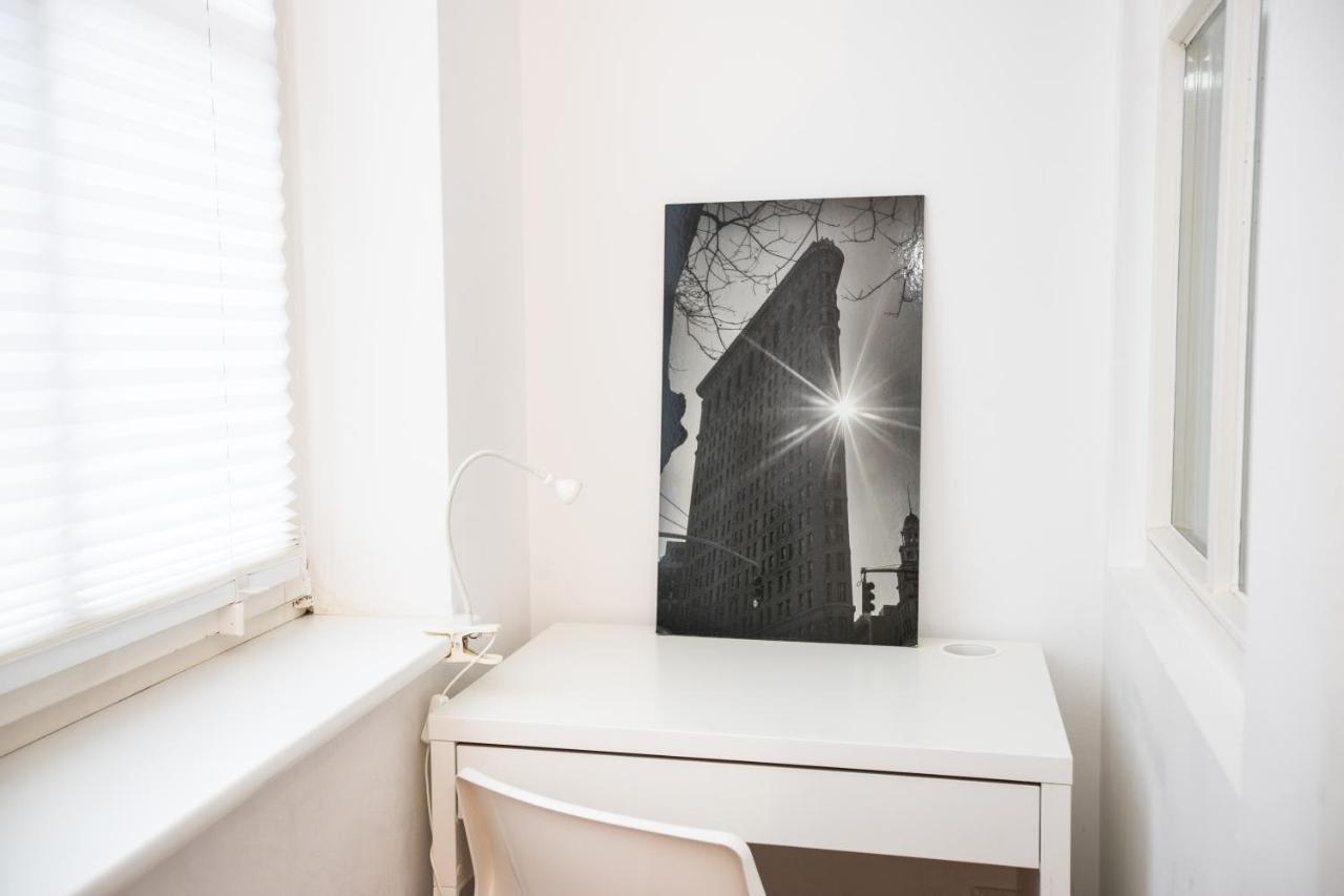 Moderne 2-Zimmer Wohnung! Wlan Und Netflix Inklusive! Zentral Gelegen In Der Historischen Altstadt! Stade Buitenkant foto